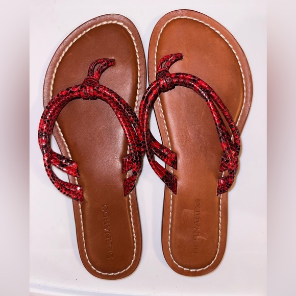 Bernardo Miami red snake flip flip - Picture 3 of 6